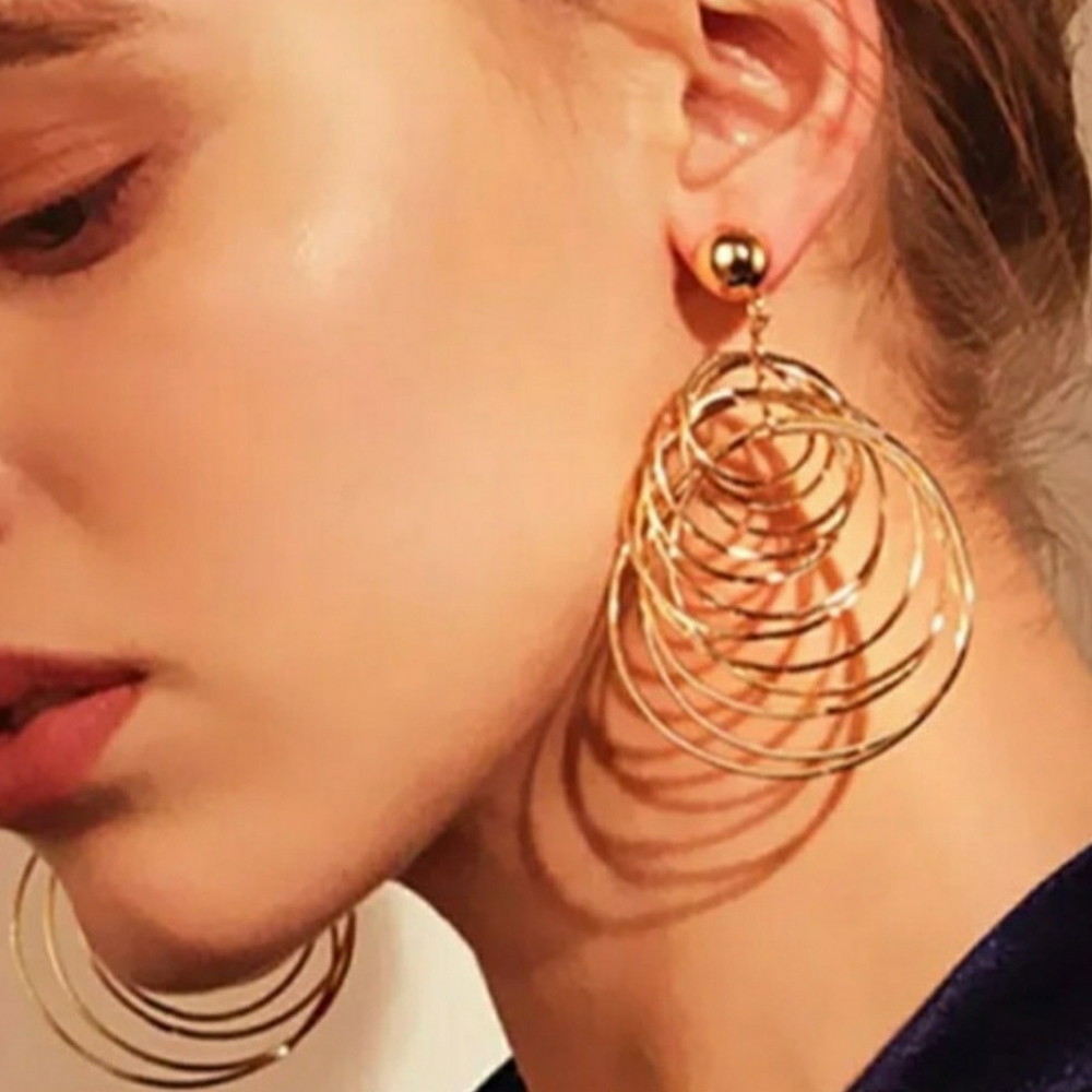 🎀Fun, Fashionable Circular Dangle Earrings - Picture 1 of 8